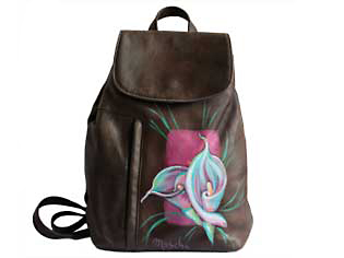 Plants: andrea rucksack leder kallah blume weiß grün 
                    pink farbe tasche handtasche unikat bemalt malerei handbemalt von hand bemalt, 
                    bei klick wird lightbox gestartet